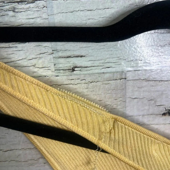 Auteur Joan Knit backless Maxi Dress in Mustard yellow medium - Picture 9 of 15